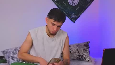 samevansx online show from 10-24-25, 02:57