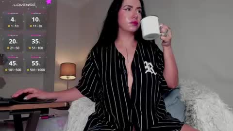 Samantha Santacoloma online show from 07-24-26, 10:46