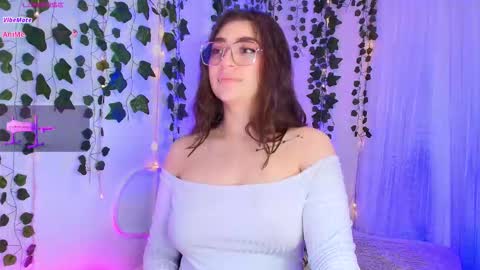 samii evans  online show from 09-10-25, 04:01