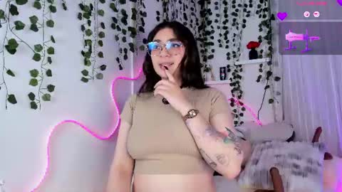 samii evans  online show from 06-12-26, 06:45