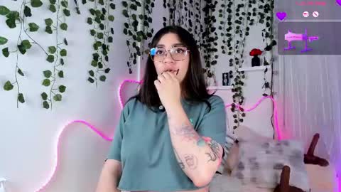 samii evans  online show from 06-18-26, 12:11