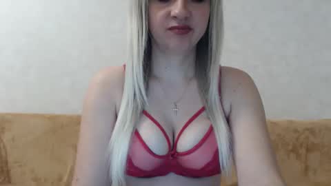 Snapshot of samiliya chatting on 11-30-25, 02:26 samiliya online show from 11-30-25, 02:26