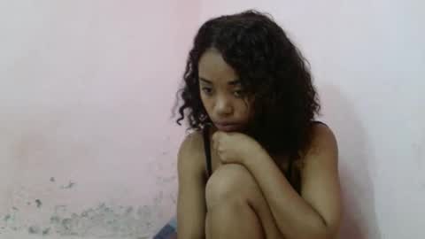 Snapshot of samina2255 chatting on 10-24-25, 07:05 samina2255 online show from 10-24-25, 07:05