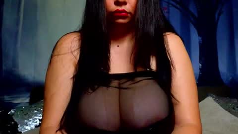 Snapshot of samiraevans chatting on 02-19-26, 09:33 online show from 02-19-26, 09:33