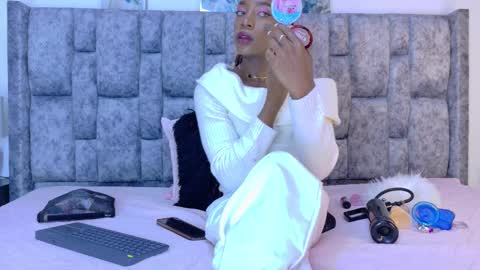 samirths_boy_ online show from 02-01-26, 07:12