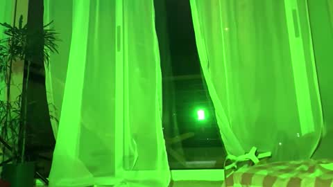 Snapshot of samisami132850 chatting on 12-19-25, 06:31 KatyDoll online show from 12-19-25, 06:31