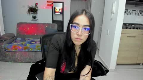 SARA online show from 03-11-26, 01:55