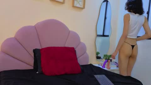 Snapshot of samm_angel chatting on 06-05-26, 06:52 samm_angel online show from 06-05-26, 06:52