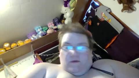 Snapshot of sammiejean85 chatting on 12-17-24, 02:44 SammieJean online show from 12-17-24, 02:44