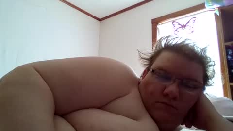 Snapshot of sammiejean85 chatting on 03-09-25, 06:00 SammieJean online show from 03-09-25, 06:00