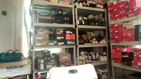 Snapshot of sammieplays chatting on 07-18-26, 03:27 Playful Sammie online show from 07-18-26, 03:27
