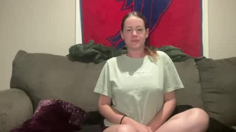 Snapshot of sammieplays chatting on 08-08-26, 12:57 Playful Sammie online show from 08-08-26, 12:57