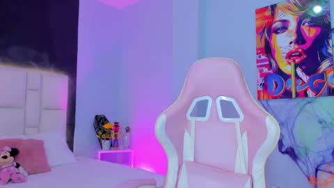 Snapshot of sammy__rose chatting on 10-27-25, 07:51 Sammy Rose online show from 10-27-25, 07:51