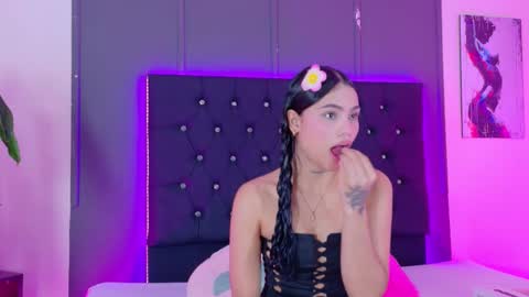 Snapshot of sammy__rose chatting on 11-24-25, 08:08 Sammy Rose online show from 11-24-25, 08:08