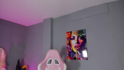 Snapshot of sammy__rose chatting on 12-14-25, 08:02 Sammy Rose online show from 12-14-25, 08:02