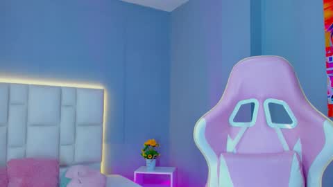 Snapshot of sammy__rose chatting on 01-11-26, 08:14 Sammy Rose online show from 01-11-26, 08:14