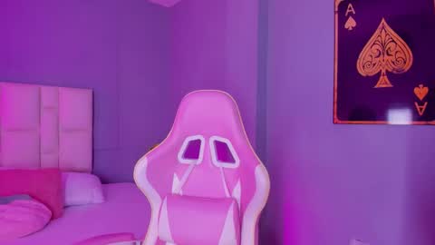 Snapshot of sammy__rose chatting on 03-11-26, 08:59 Sammy Rose online show from 03-11-26, 08:59