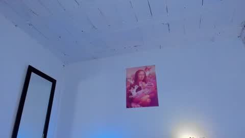 Snapshot of sammy_greyy1 chatting on 09-19-25, 03:52 sammy_greyy1 online show from 09-19-25, 03:52