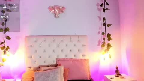 Snapshot of sammy_scott1 chatting on 11-02-25, 04:37 Samantha online show from 11-02-25, 04:37