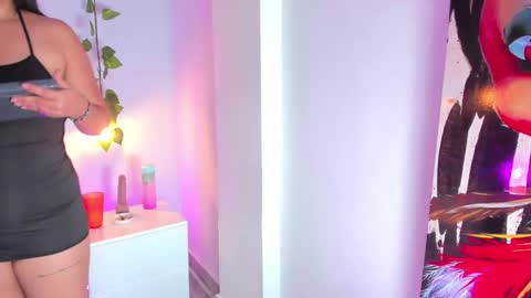 Snapshot of sammy_scott1 chatting on 01-12-26, 12:16 Samantha online show from 01-12-26, 12:16