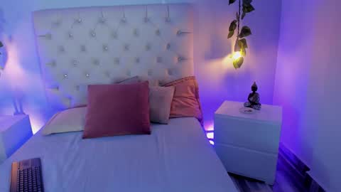 Snapshot of sammy_scott1 chatting on 02-01-26, 04:33 Samantha online show from 02-01-26, 04:33