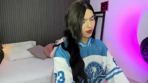 Axel online show from 02-22-26, 10:30