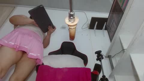 Snapshot of sammyevanss__ chatting on 02-08-25, 02:16 SAMMY online show from 02-08-25, 02:16