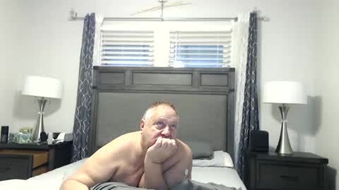 sammyp1956 online show from 12-27-24, 09:22