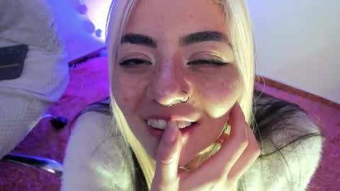   online show from 12-22-24, 11:00