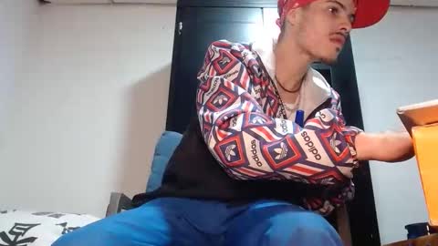 Snapshot of sammytop22 chatting on 09-09-25, 01:38 sammy model independiente online show from 09-09-25, 01:38