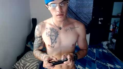Snapshot of sammytop22 chatting on 06-24-26, 01:21 sammy model independiente online show from 06-24-26, 01:21