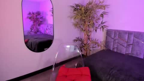 Sammy  online show from 11-29-25, 04:26