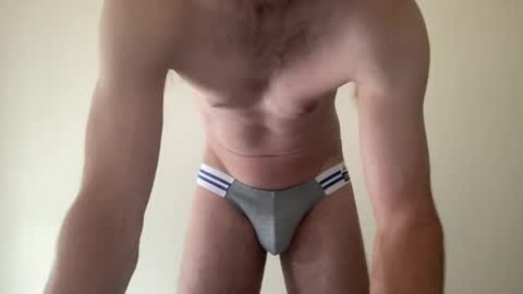 Snapshot of samt2527 chatting on 02-08-25, 04:14 SamT online show from 02-08-25, 04:14