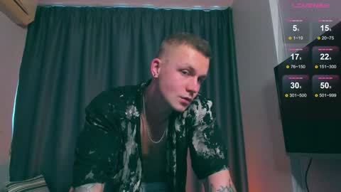 Snapshot of samuel_andrew chatting on 02-02-25, 02:48 Samuel online show from 02-02-25, 02:48