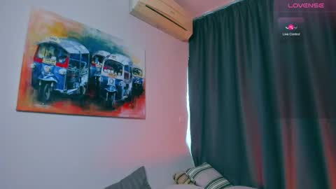 Snapshot of samuel_andrew chatting on 02-24-25, 05:43 Samuel online show from 02-24-25, 05:43