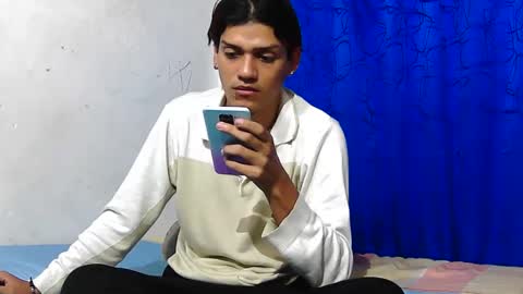 Snapshot of samuel_sincee chatting on 04-08-26, 10:15 Samuel Sincee online show from 04-08-26, 10:15