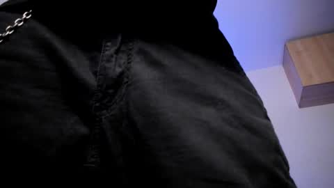   online show from 09-28-25, 02:06