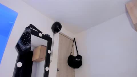   online show from 10-23-25, 05:29