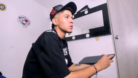   online show from 04-15-26, 02:18