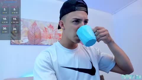 Snapshot of samuel_up chatting on 10-01-25, 03:45 Samuel online show from 10-01-25, 03:45