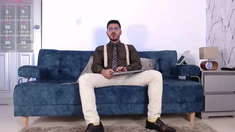 Snapshot of samuelcoopper chatting on 10-21-25, 12:39 Samuel Coopper online show from 10-21-25, 12:39