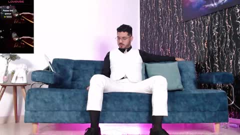 Snapshot of samuelcoopper chatting on 11-19-25, 06:52 Samuel Coopper online show from 11-19-25, 06:52