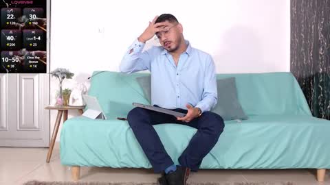 Snapshot of samuelcoopper chatting on 11-30-25, 01:48 Samuel Coopper online show from 11-30-25, 01:48