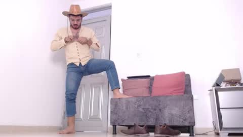 Snapshot of samuelcoopper chatting on 12-20-25, 04:25 Samuel Coopper online show from 12-20-25, 04:25