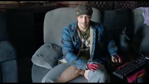 Snapshot of samueldixky chatting on 02-03-26, 08:36 samueldixky online show from 02-03-26, 08:36