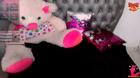 Snapshot of samy__milf chatting on 12-15-24, 06:18 Sammy online show from 12-15-24, 06:18