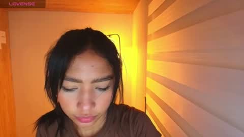 Snapshot of samy_jonnes_ chatting on 08-08-26, 01:19 Hello I am absent due to a family calamity I will return soon-hola estoy ausente por un problema familiar volvere pronto. online show from 08-08-26, 01:19