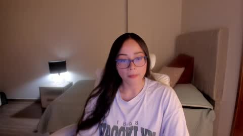 Snapshot of samy_one chatting on 06-05-26, 10:48 Samy online show from 06-05-26, 10:48