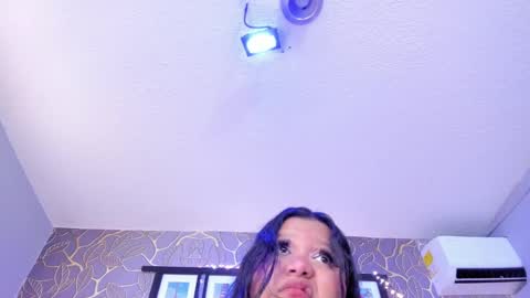 Snapshot of samyriverss chatting on 02-08-25, 09:35 Samy online show from 02-08-25, 09:35