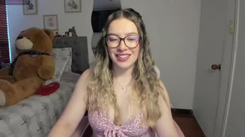 Samanta online show from 04-15-26, 11:39